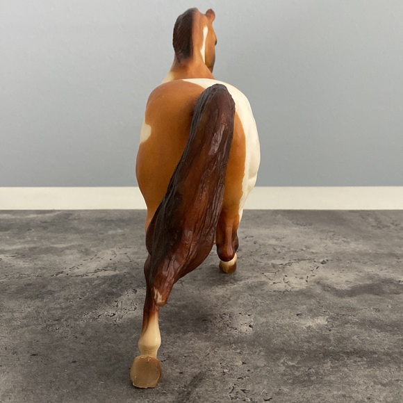 Breyer Sundance - Picture 4 of 6